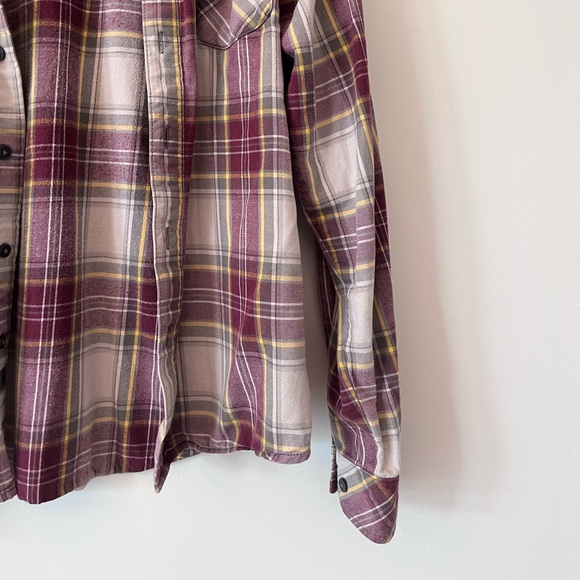 Vintage MEC Flannel - Picture 3 of 4